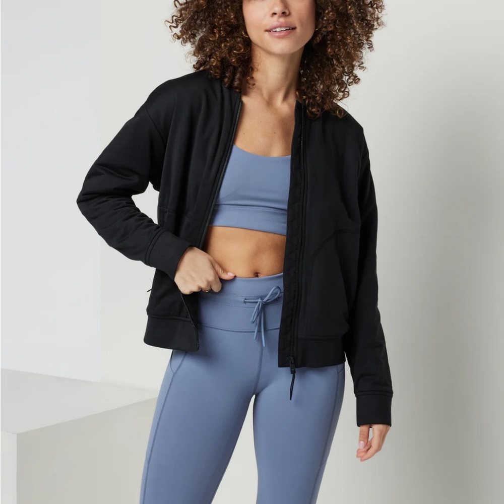 Vuori Women's Halo Basin Bomber New w/o tags Black xs